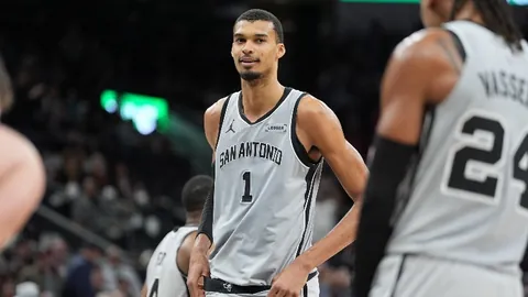 “希腊杯巅峰对决，绝佳良机等你来抓！”